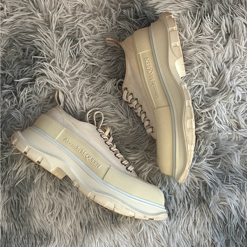 Alexander McQueen Tread Slick Women's Sneakers